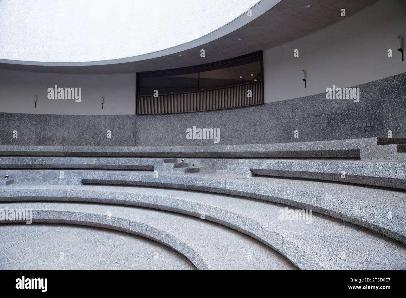 Beton, moderne Architektur, Theater wie Inneneinrichtung, Business-Konzept Stockfoto