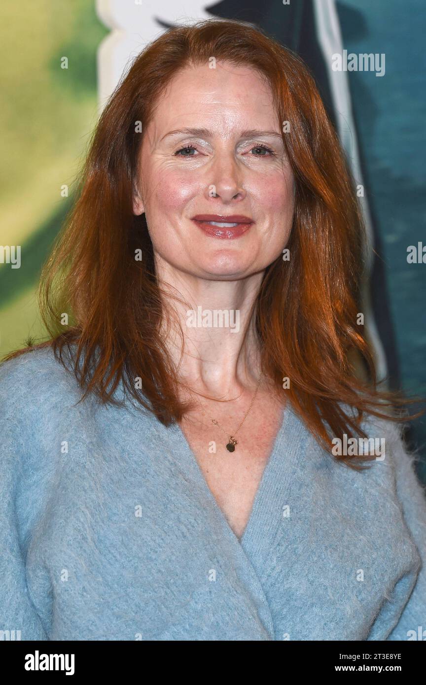 zoe-telford-bei-der-premiere-des-2-staffel-der-sky-serie-the-lazarus