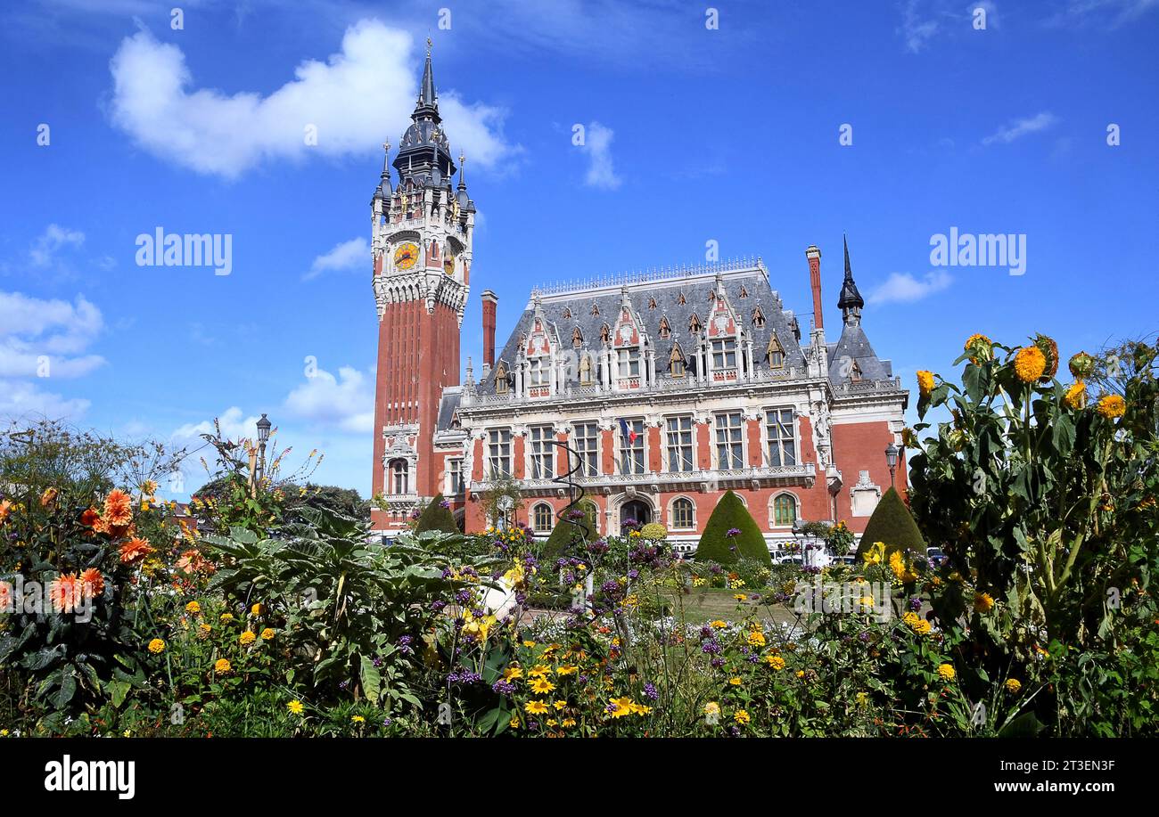 Calais (Nordfrankreich): Rathaus und Glockenturm Stockfoto