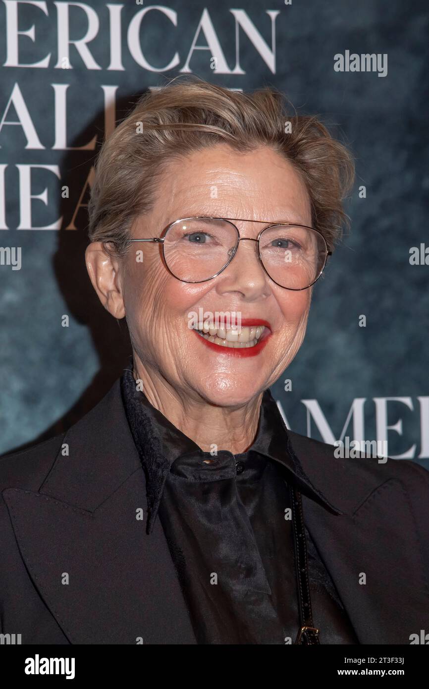 New York, Usa. Oktober 2023. Annette Bening besucht das American Ballet Theatre Fall Gala am David H. Koch Theater im Lincoln Center in New York City. Quelle: SOPA Images Limited/Alamy Live News Stockfoto