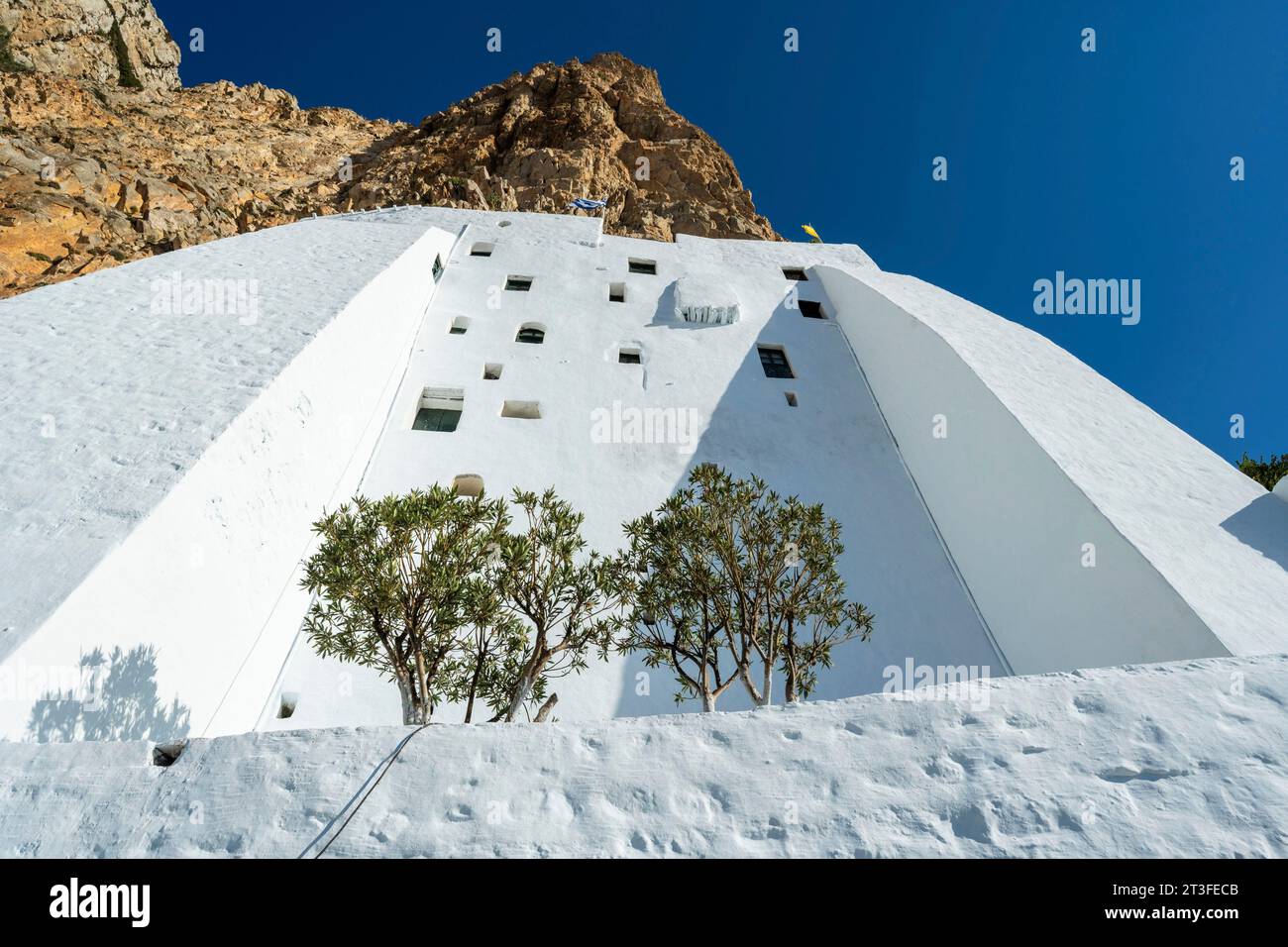 Griechenland, Ägäis, Ostkykladen-Archipel, Amorgos-Insel, byzantinisches Kloster Panagia Chozoviotissa oder Panagia Hozoviotissa (Moni Hozoviotissis, Chozoviotissa), das als Schauplatz für den Film Grand Bleu von Luc Besson diente Stockfoto