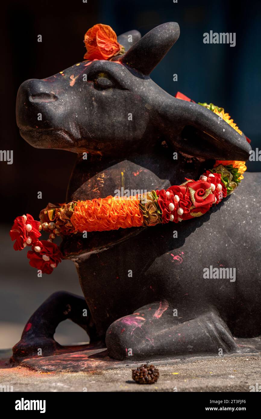 Nepal, Bezirk Tanahu, Bandipur, Statue des Stiergottes Nandi Stockfoto