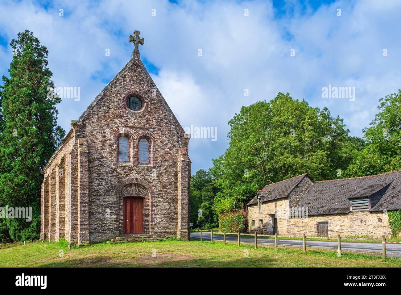 Frankreich, Ille et Vilaine, Broceliande Country, Paimpont, Forges de Paimpont, ehemaliges Industriegelände, erbaut 1633 im Wald von Paimpont, Kapelle Saint-Eloi des Forges Stockfoto