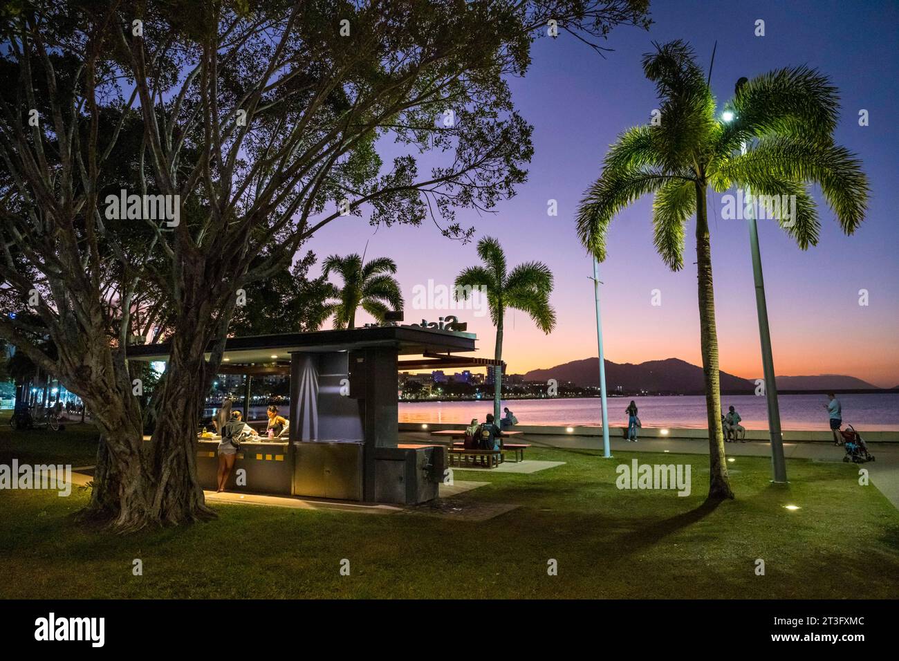 Australien, Queensland, Nordküste, Cairns, die Esplanade von Cairns, die Lagune und der geant Swimmingpool sind kostenlos geöffnet Stockfoto