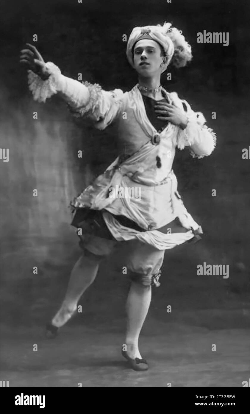 Nijinsky... Foto des russischen Balletttänzers Waslav (oder Watslav) Nijinsky (1889-1950) im Pavillon de l´Armide, um 1909 Stockfoto