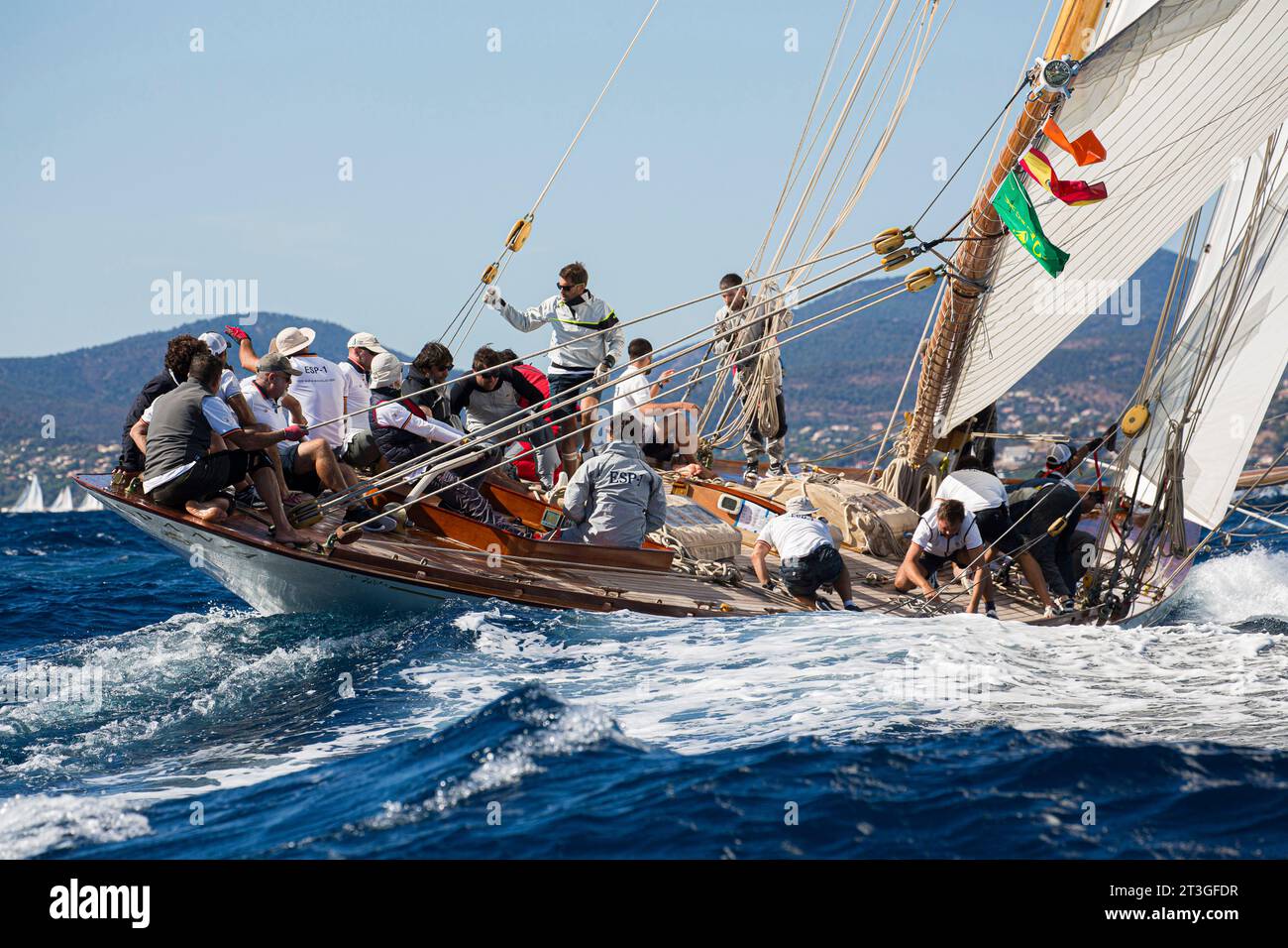 Frankreich, Var, Saint Tropez, Voiles de Saint Tropez 2017, in Regatta während der Rolex Trophy reserviert für traditionelle Segelboote, Hispania (D5), entworfen von dem schottischen Marinearchitekten William Fife für König Alfonso XIII. Von Spanien und gebaut 1909 Stockfoto