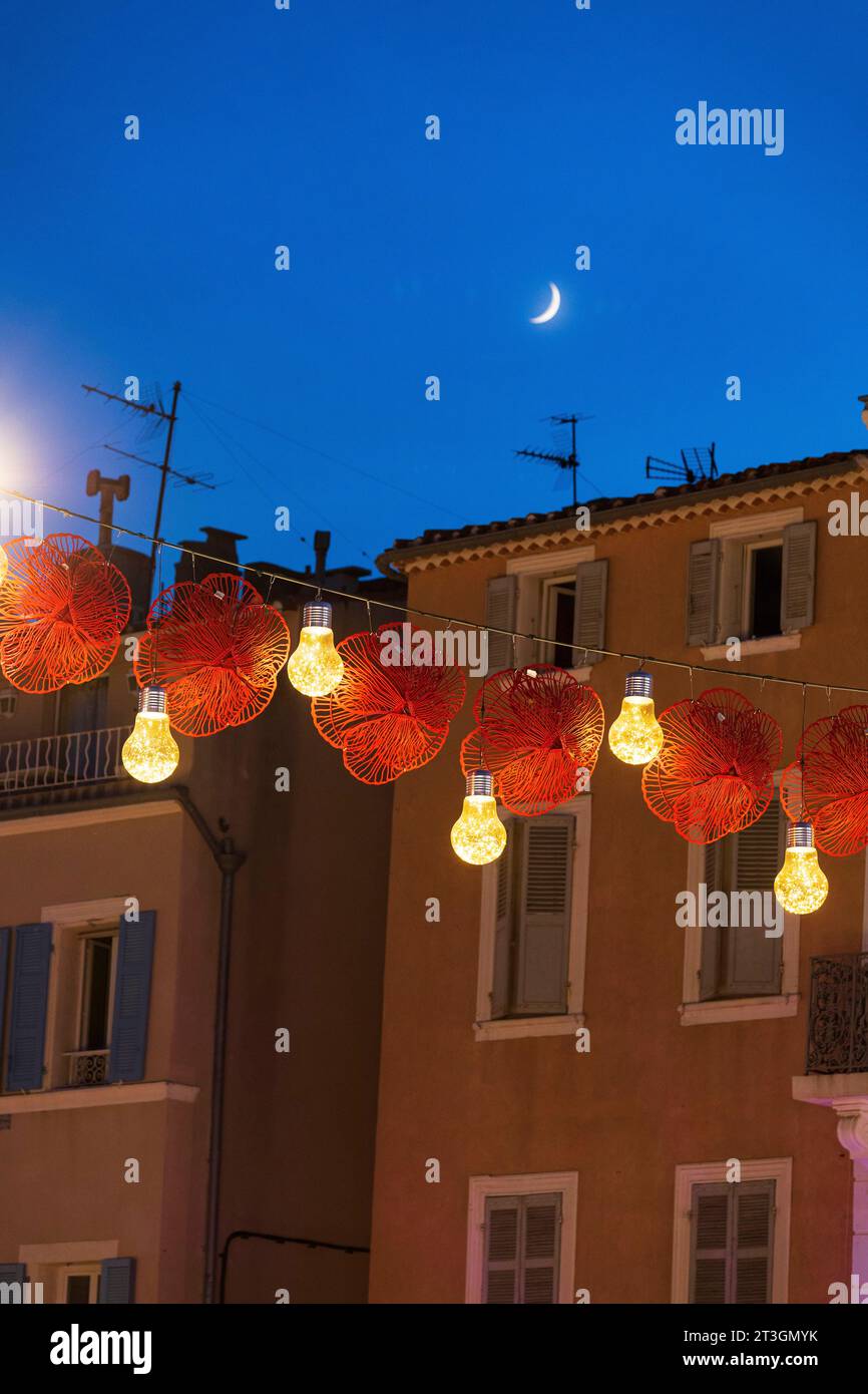 Frankreich, Bouches du Rhone, La Ciotat, der alte Hafen, Quai Frederic Mitterand, café und Restaurant, Sommeratmosphäre Stockfoto