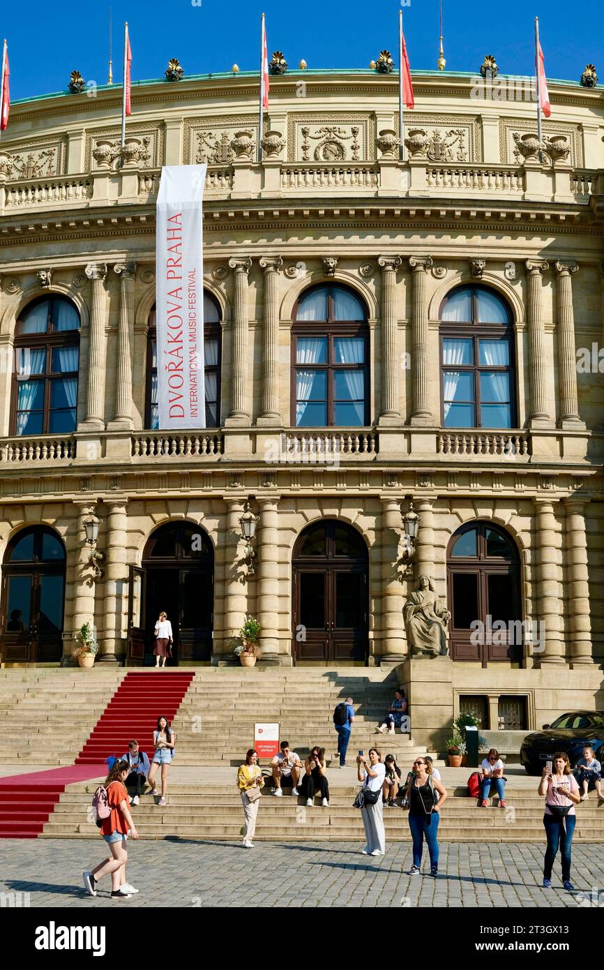 Tschechien, Böhmen, Prag, historisches Zentrum, das von der UNESCO zum Weltkulturerbe erklärt wurde, Stadtteil Staré Město (Altstadt), Konzerthalle Rudolfinum, internationales Musikfestival Dvořák Prag Stockfoto