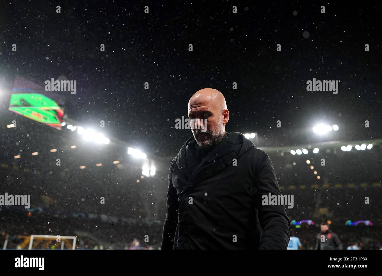 Manchester City-Manager PEP Guardiola beim Spiel der Gruppe G der UEFA Champions League im Wankdorf-Stadion in Bern. Bilddatum: Mittwoch, 25. Oktober 2023. Stockfoto