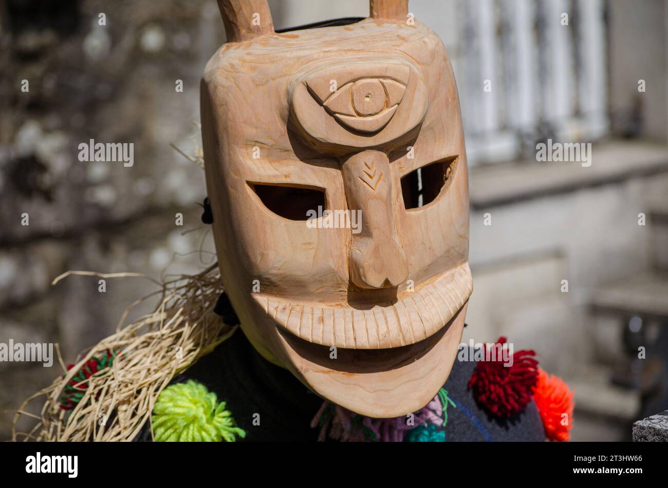 Traditionelle Maske des Karnevals von Lazarim. Portugal. Careto do Lazarim. Stockfoto
