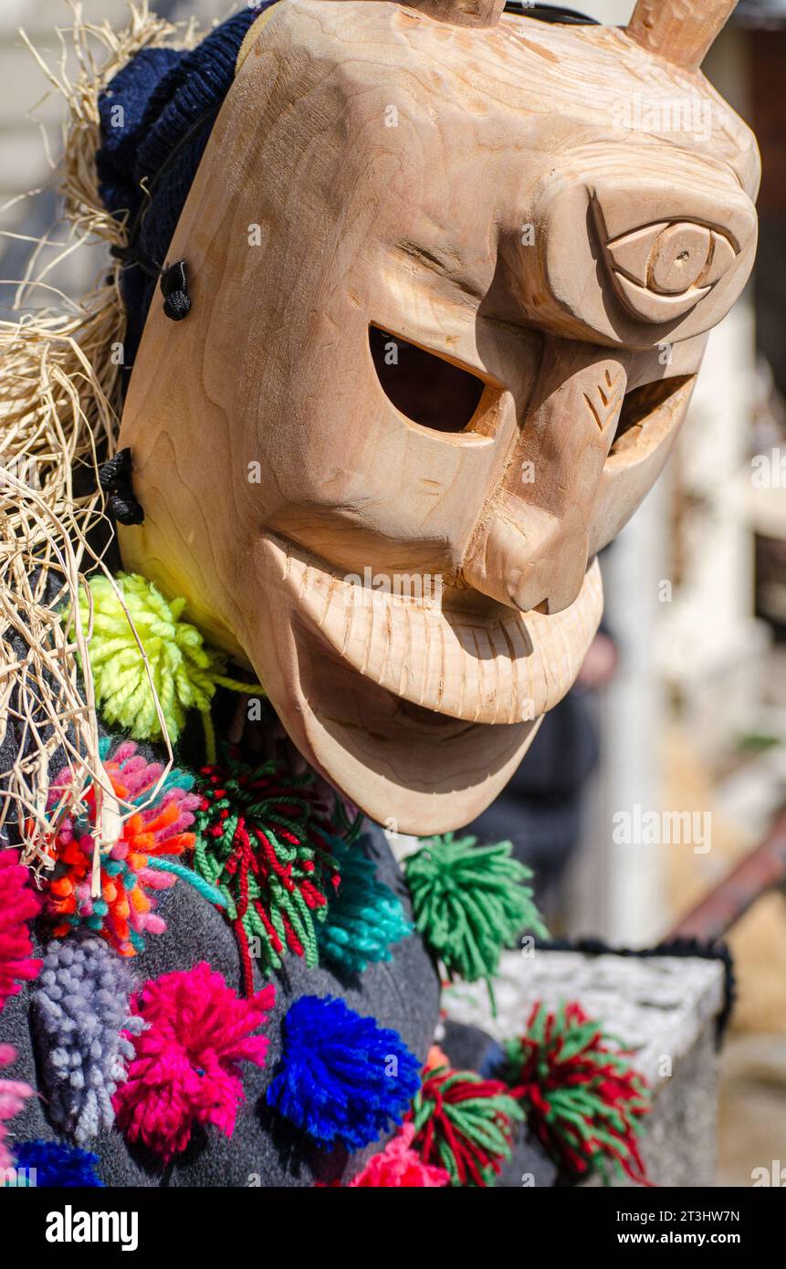 Traditionelle Maske des Karnevals von Lazarim. Portugal. Careto do Lazarim. Entroido Stockfoto