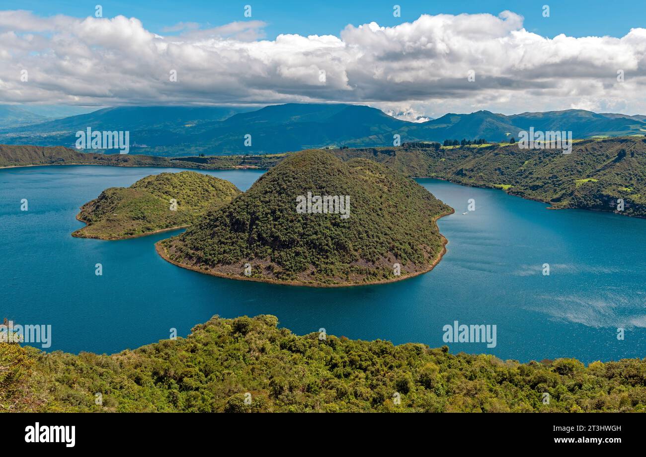 Cuicocha See entlang der Cuicocha Loop Wanderung, Otavalo, Ecuador. Stockfoto