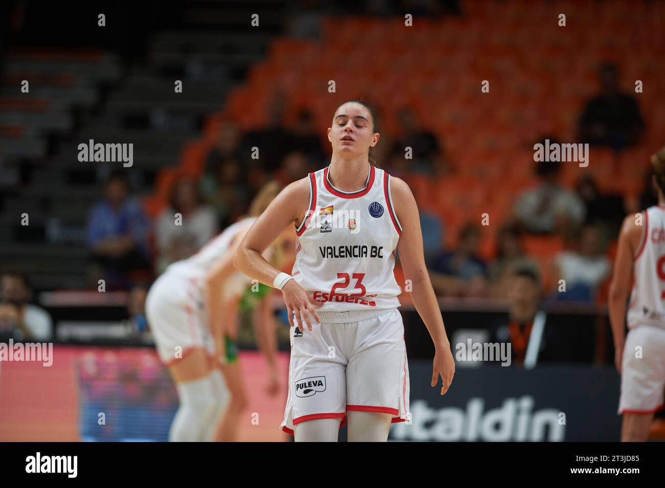 Claudia Contell von Valencia Basket in Aktion während der vierten Euro-League-Runde der Frauen am 25. oktober 2023 im Pavillon Fuente de San Luis (Valencia, Euro) Stockfoto
