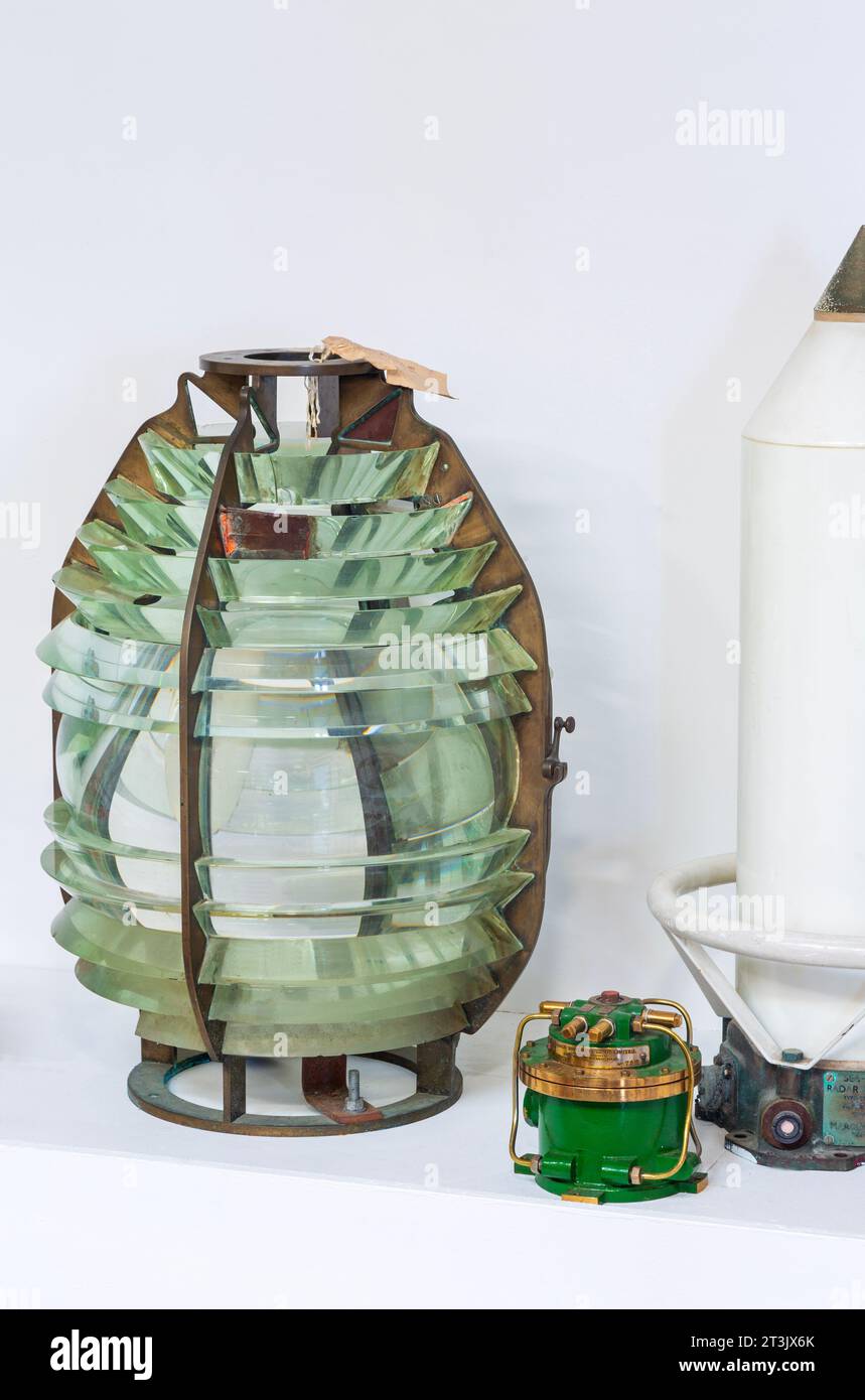 Irish Lights Exponate, Inishowen Maritime Museum & Planetarium, Greencastle, County Donegal, Irland Stockfoto