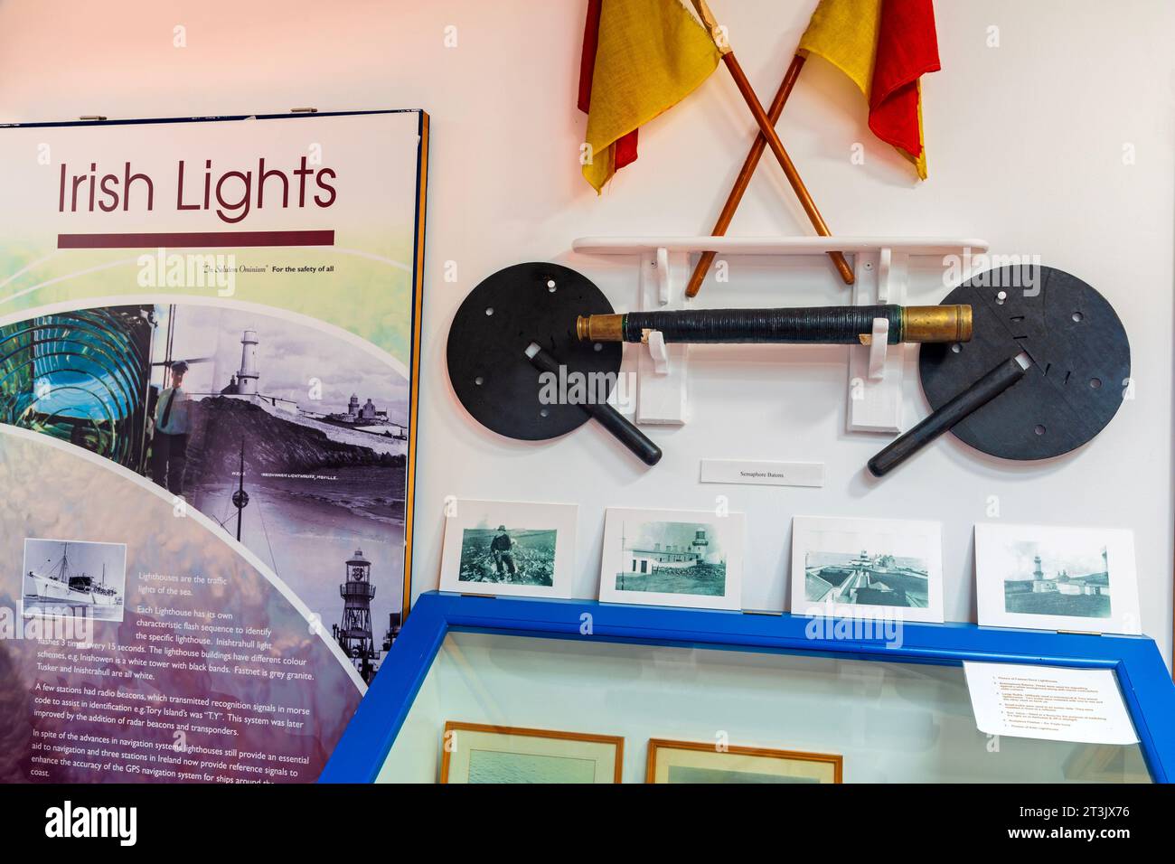 Irish Lights Exponate, Inishowen Maritime Museum & Planetarium, Greencastle, County Donegal, Irland Stockfoto