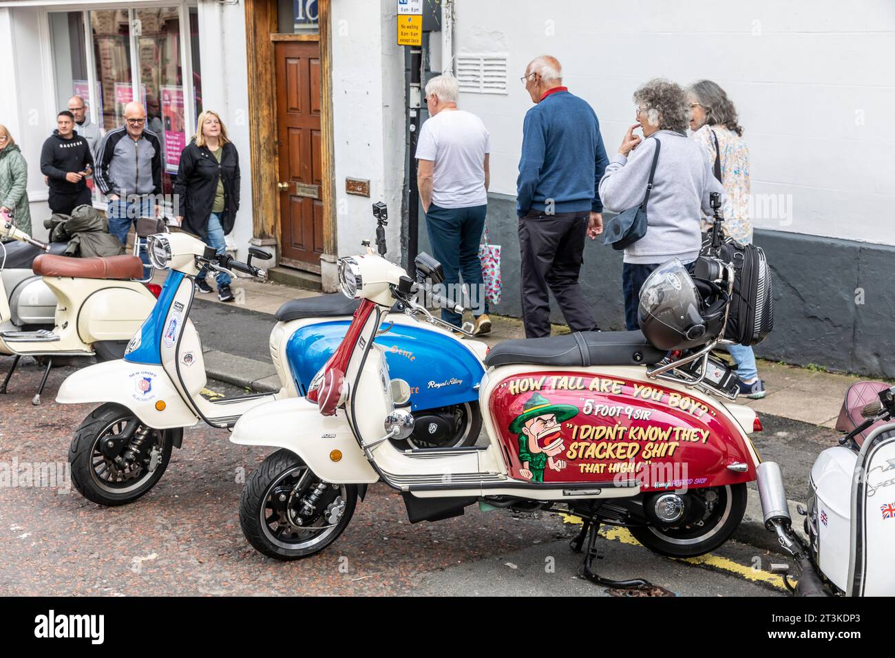 Clitheroe Lancashire, im Jahr 2023, die jährliche Ribble Valley Scooter Rallye, sah rund 500 Motorroller bei der 3-tägigen Rallye, England, UK, September 2023.Crude Witz Stockfoto