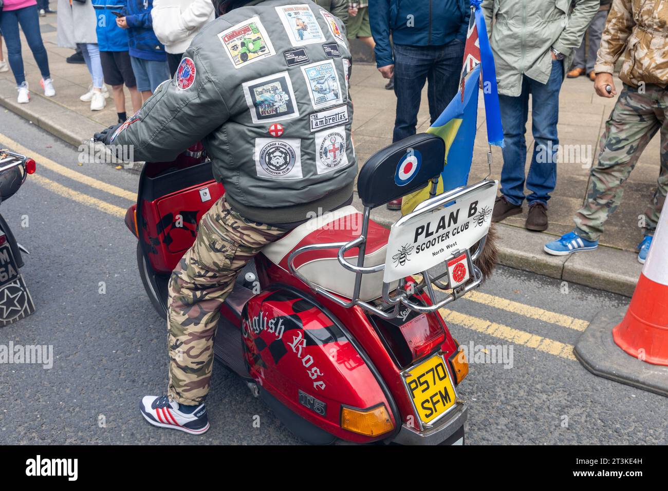 Clitheroe Lancashire, im Jahr 2023, die jährliche Ribble Valley Scooter Rallye, sah rund 500 Motorroller bei der 3-Tage-Rallye in England, Großbritannien im September 2023. Stockfoto