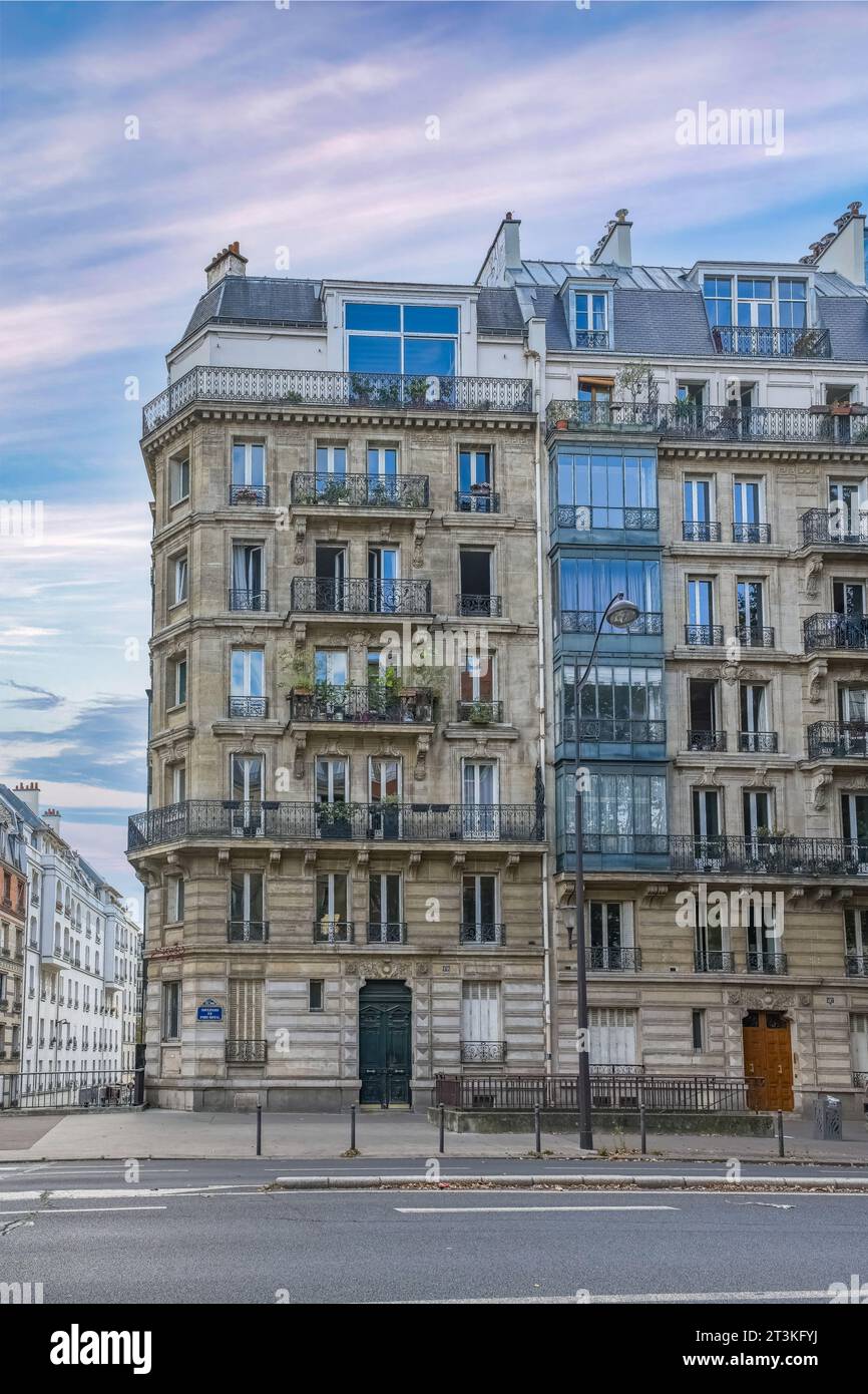 Paris, wunderschönes Gebäude Boulevard de Port-Royal, im 5e Arrondissement, einem Luxusviertel Stockfoto