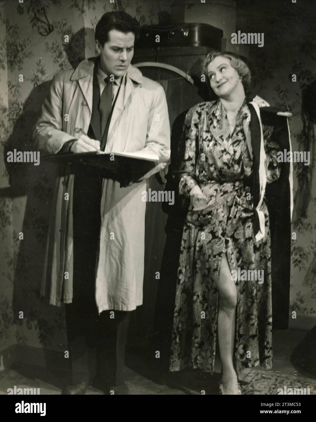 Die dänische Schauspielerin Jeanne Darville und der Schauspieler Poul