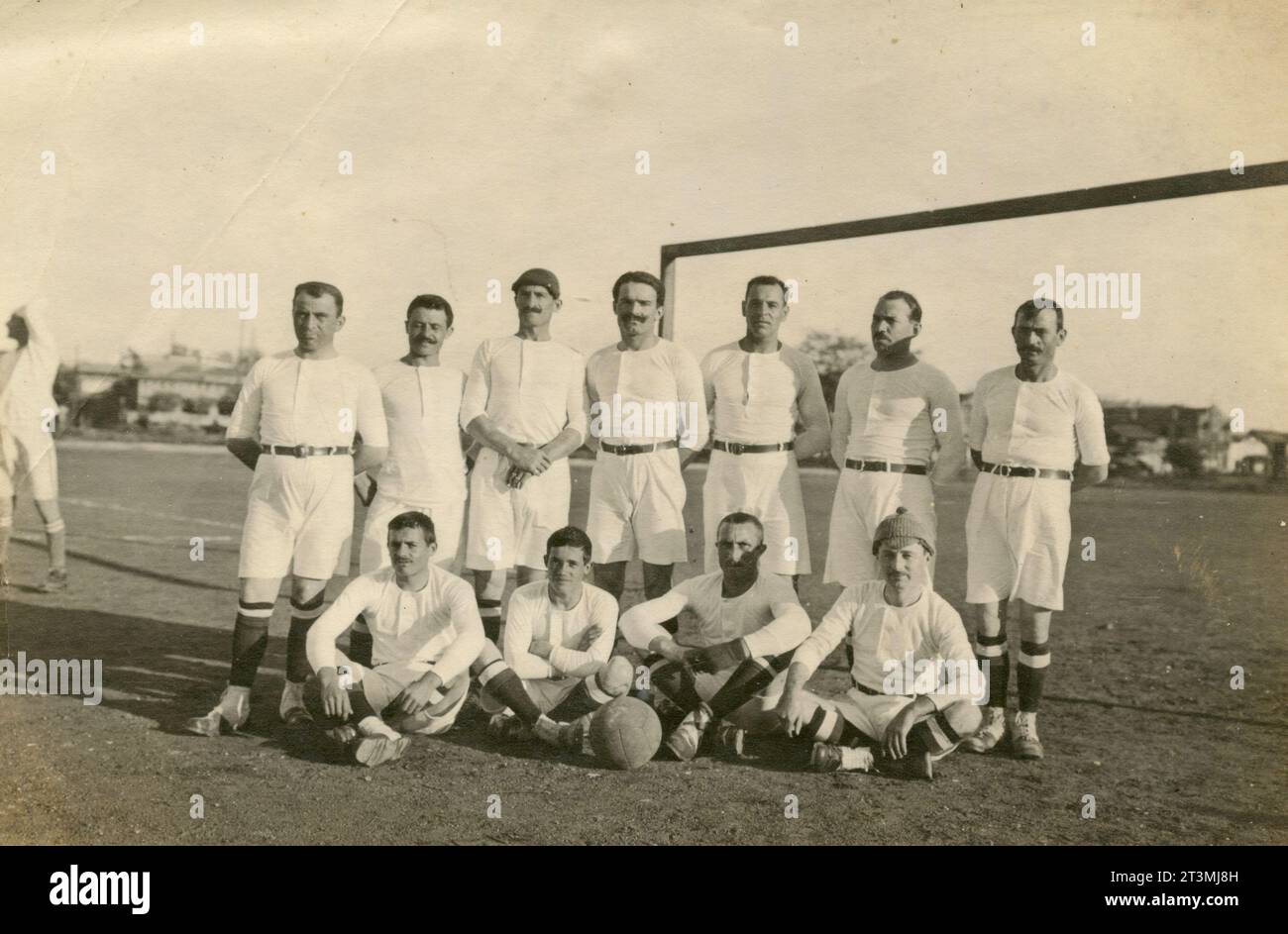 Französische Fußballmannschaft in Beijin, China 1919 Stockfoto