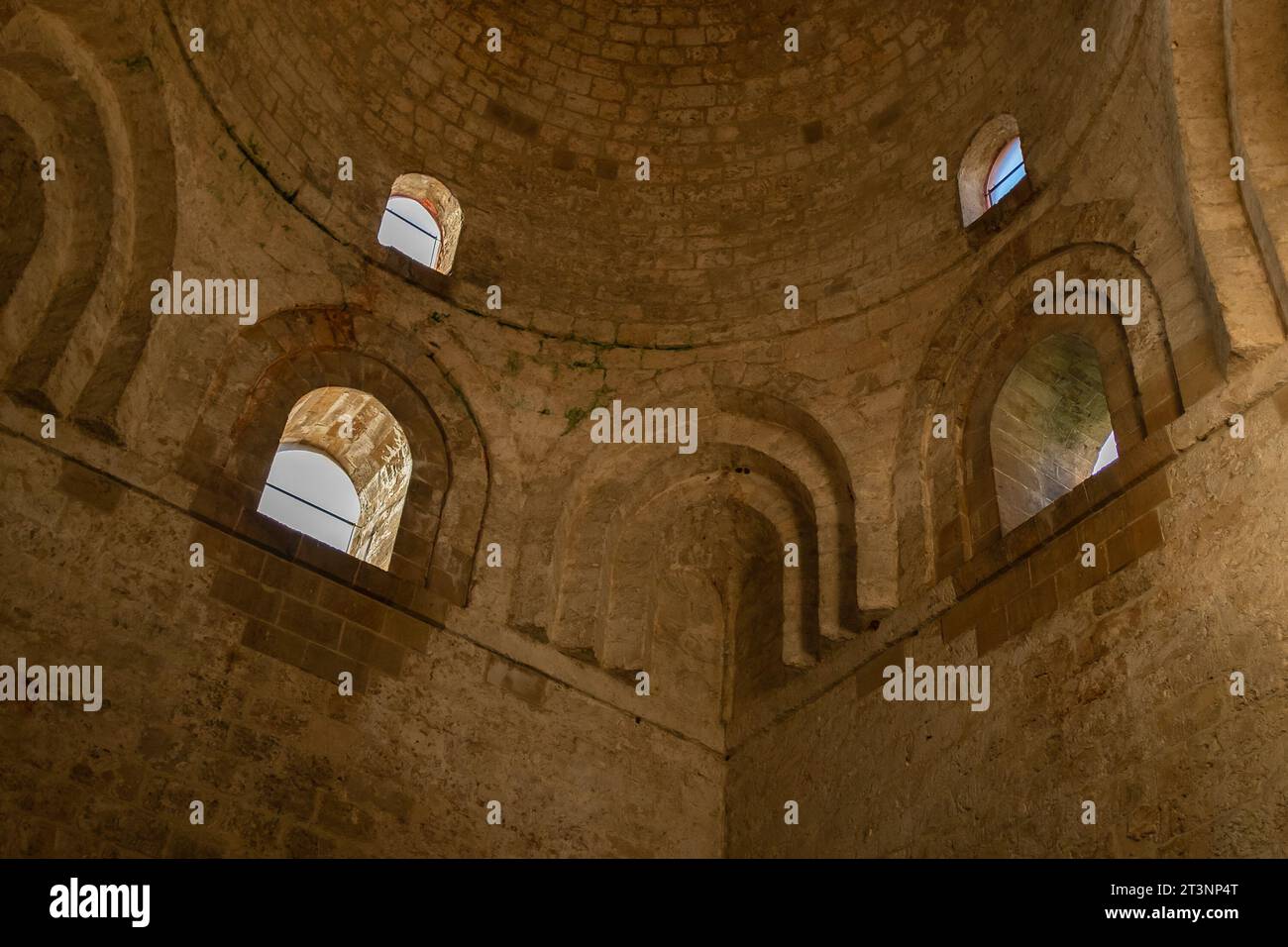 Palermo, Sizilien, 2016. In der Kirche von San Giovanni degli Eremiti, die typisch für die arabisch-normannische Architektur des 12. Jahrhunderts ist Stockfoto