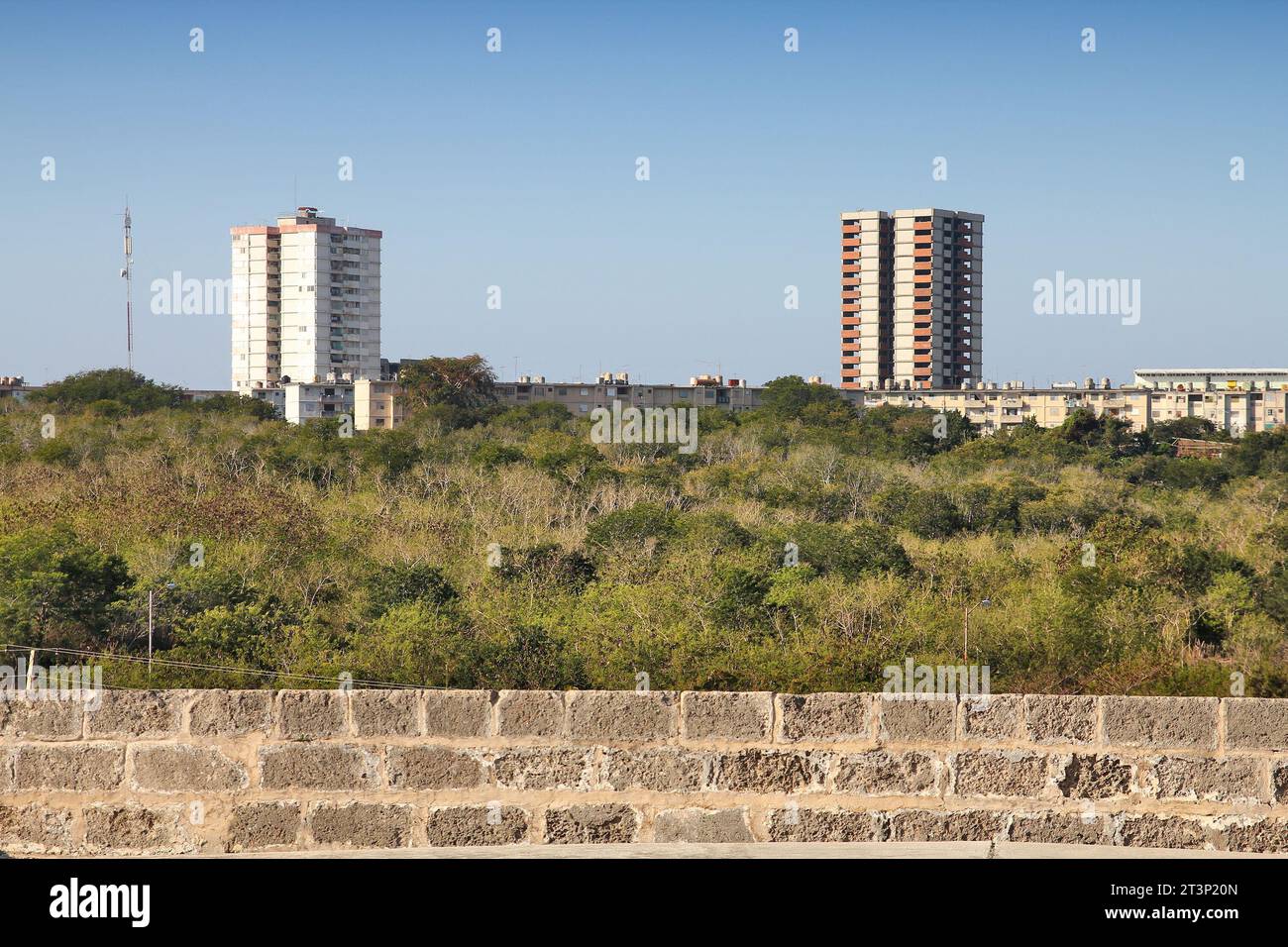 Nuklear City District in Jagua in der Nähe von Cienfuegos, Kuba. Nuklearstadt (Ciudad Nuclear) war für Arbeiter eines zukünftigen Kraftwerks geplant, das nie kompl Stockfoto