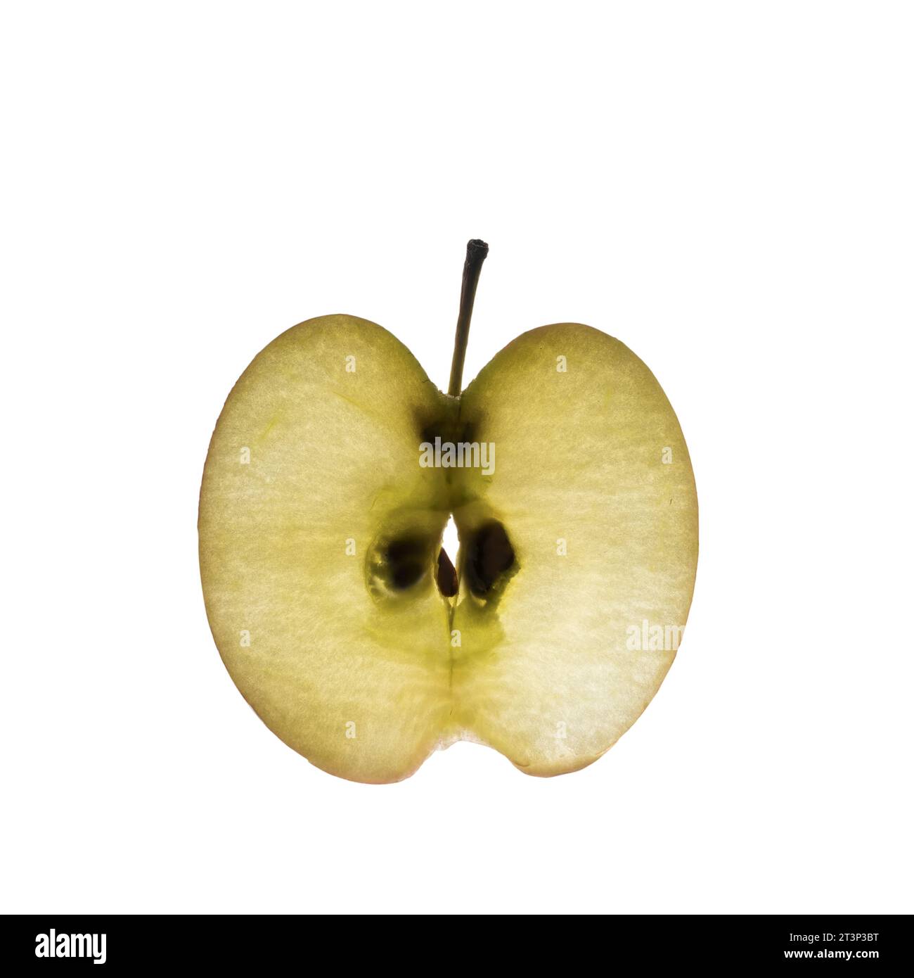 apple Slice leuchtet von der Rückseite auf einem transparenten Hintergrund Stockfoto