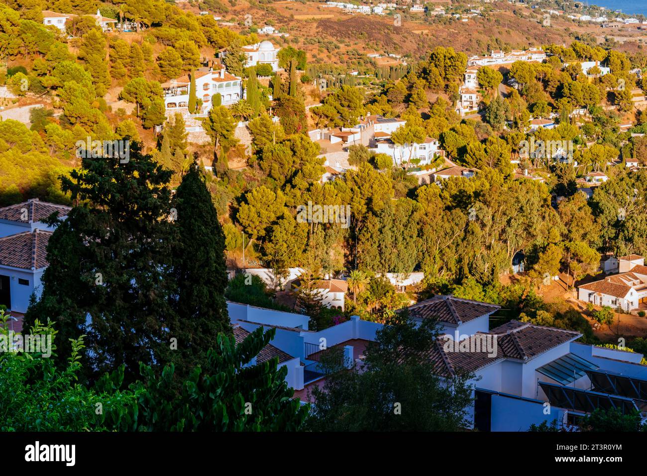 Villenentwicklungen in der Nähe von Mijas. Mijas Pueblo. Mijas, Málaga, Andalusien, Spanien, Europa Stockfoto