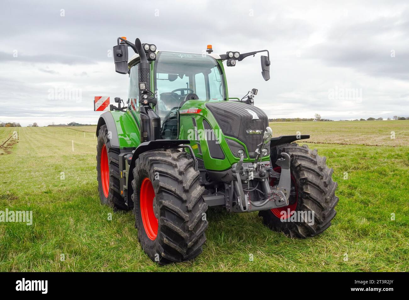 Grüner Fendt 718 Vario Traktor auf der Landwirtschaftsmesse in Troon, Ayrshire, Schottland, Großbritannien Stockfoto