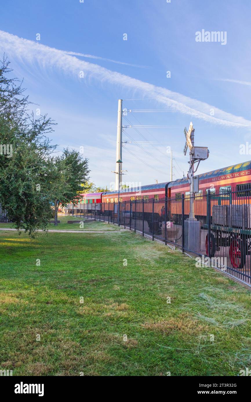 Zugdepot der Austin Steam Train Association in Cedar Park Texas. Heritage Train Depot und Zugfahrt. Stockfoto