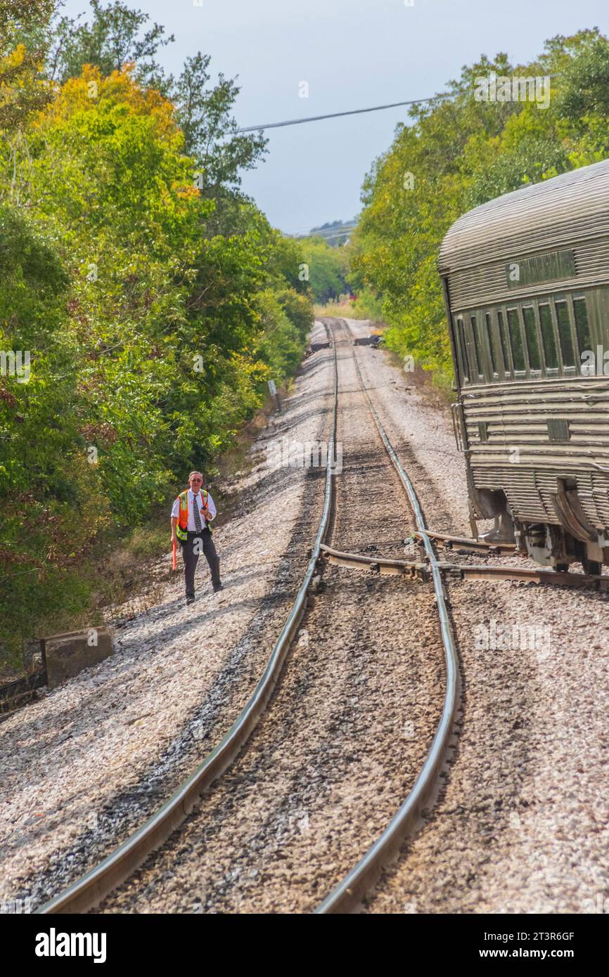 Austin Steam Train Association 3-Punkte-Wendemanöver, um den Motor von hinten nach vorn zu bewegen. Stockfoto Austin Steam Train Association 3-Punkte-Wendemanöver, um den Motor von hinten nach vorn zu bewegen. Stockfoto