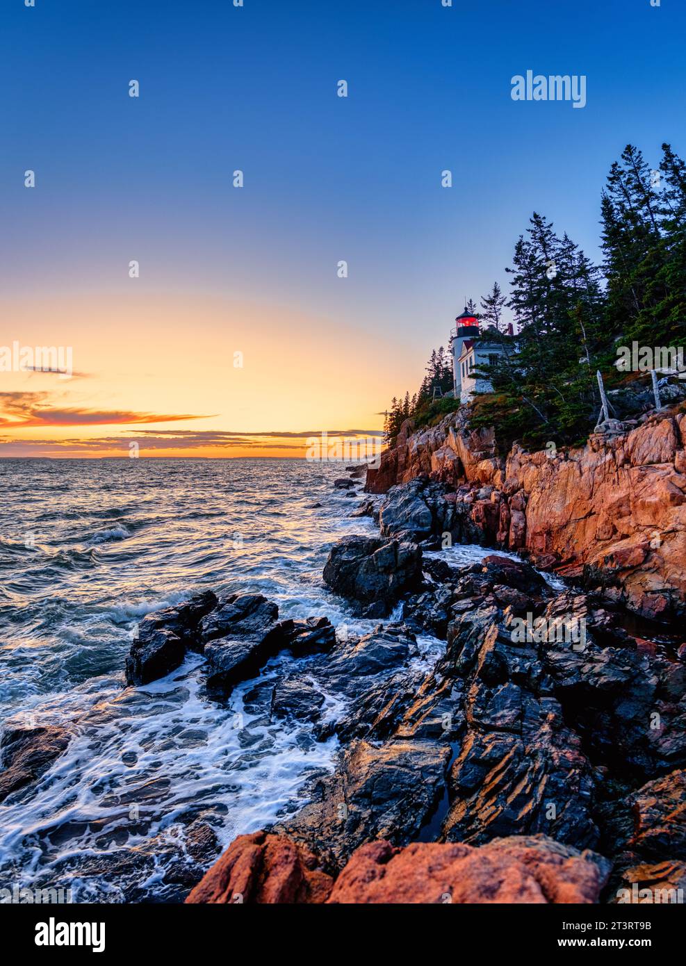 Bass Harbor Head Lighthouse im Acadia-Nationalpark Maine Stockfoto