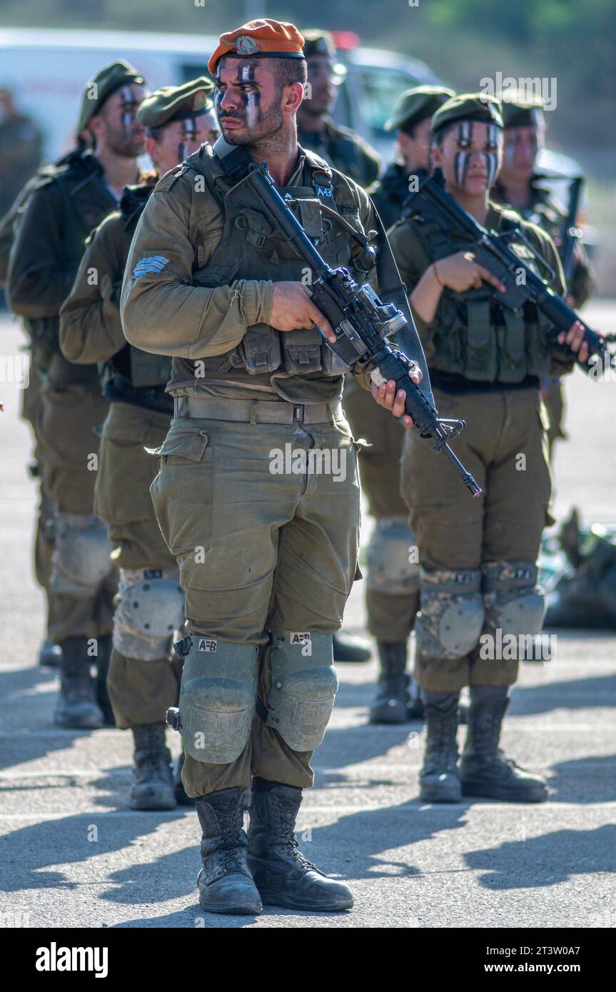 Zikim Militärstützpunkt, Israel, 21. September 2023 - IDF - Such- und Rettungsbrigade der israelischen Armee langer marsch und Abschlussfeier. Stockfoto