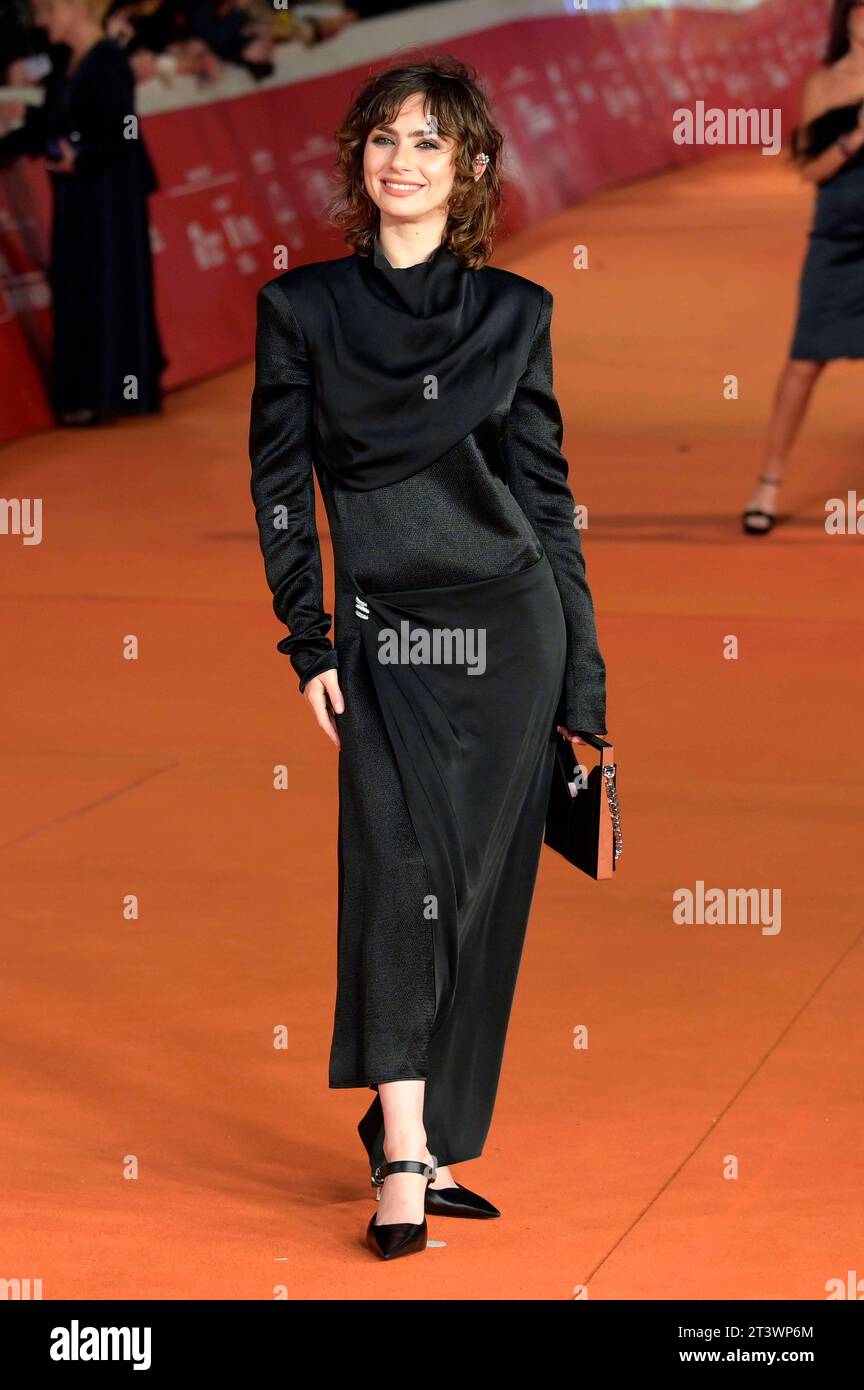 Zoe Bleu Sidel bei der Premiere des Kinofilms Gonzo Girl auf dem 18. Internationales Filmfestival von Rom/Festa del Cinema di Roma 2023 im Auditorium Parco della Musica. Rom, 26.10.2023 *** Zoe Bleu Sidel bei der Premiere des Spielfilms Gonzo Girl beim 18 Internationalen Filmfestival Rom Festa del Cinema di Roma 2023 im Auditorium Parco della Musica Rome, 26 10 2023. Foto: XA.XM.xTinghinox/xFuturexImagex gonzo 3003 Credit: Imago/Alamy Live News Stockfoto