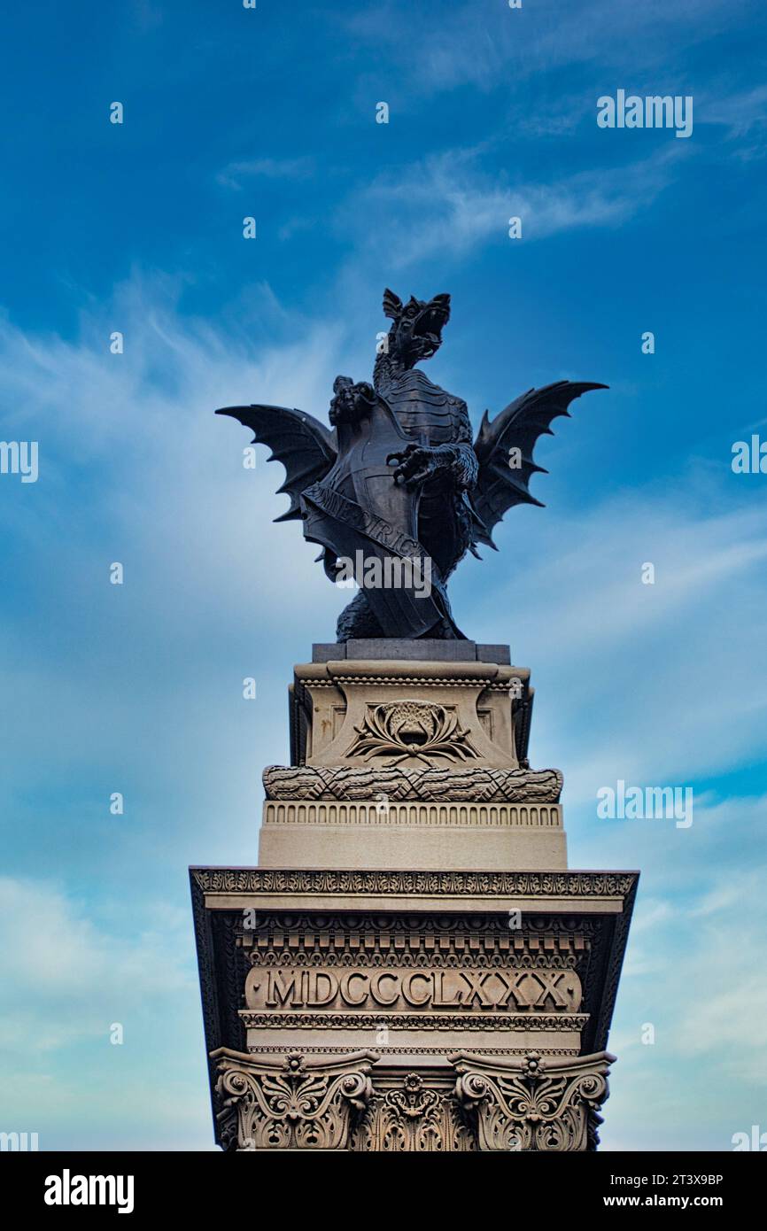 Griffin von Charles Bell Birch am Temple Bar Memorial. London Stockfoto