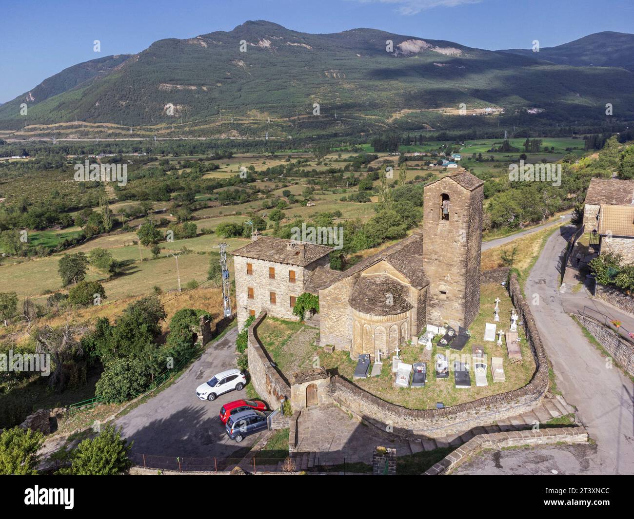 Romanische Kirche San Martín de Oliván, romanischer Stil um 1060, Bezeichnung Biescas, Alto Gállego, Huesca, Spanien. Stockfoto