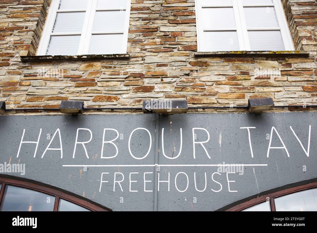 Mevagissey in Cornwall Serie - Harbour Tavern Free House in Mevagissey Stockfoto