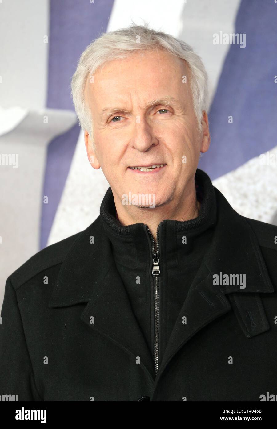 James Cameron nimmt an der Weltpremiere von „Alita: Battle Angel“ am Odeon Leicester Square in London Teil. Stockfoto