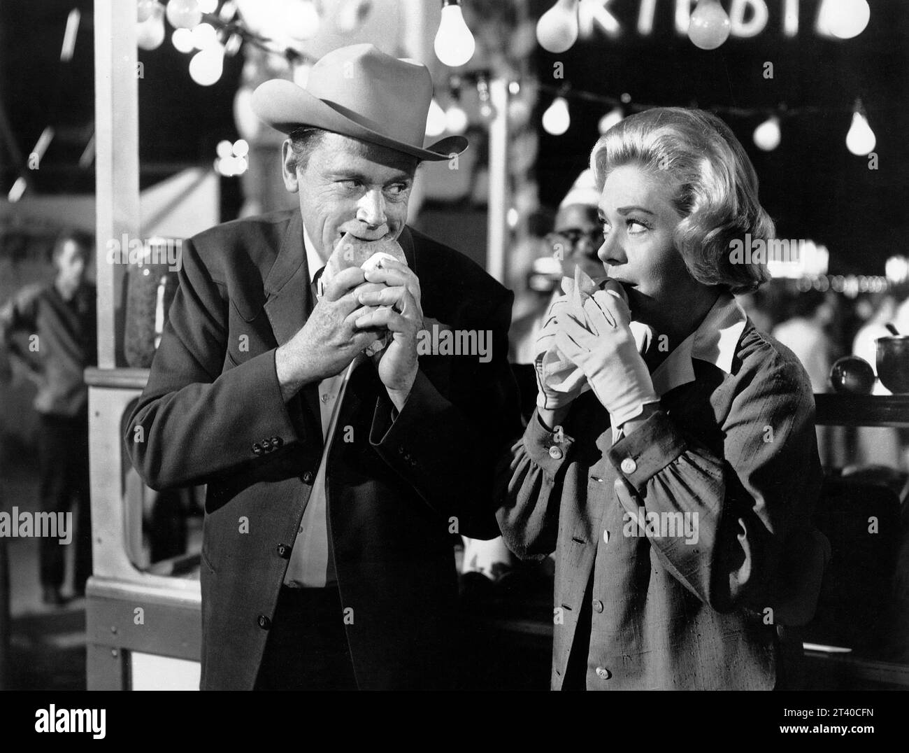 Tom Ewell, Alice Faye, am Set des Musikfilms „State Fair“, 20th Century Fox, 1962 Stockfoto