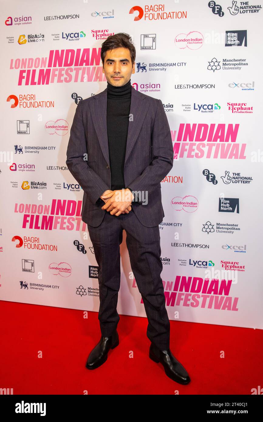 London Indian Film Festival 2023: Ishwak Singh auf dem roten Teppich für die Vorführung seines Films Berlin Stockfoto
