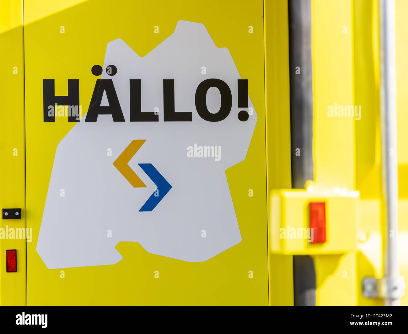 Bildkampagne des Landes Baden-Württemberg. DER LAeND sagt HAeLLO, Logo, Stuttgart, Baden-Württemberg, Deutschland Stockfoto