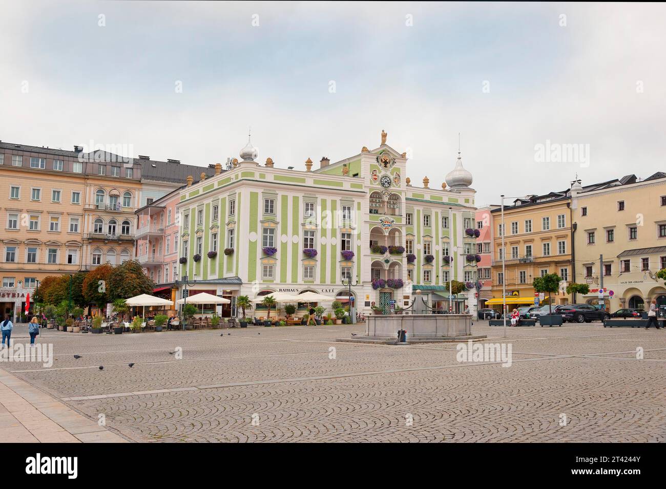 Rathaus und Rathausplatz, Rathausplatz, Gmunden am Traunsee, Provinz Oberösterreich, 4810 Gmunden, Österreich Stockfoto