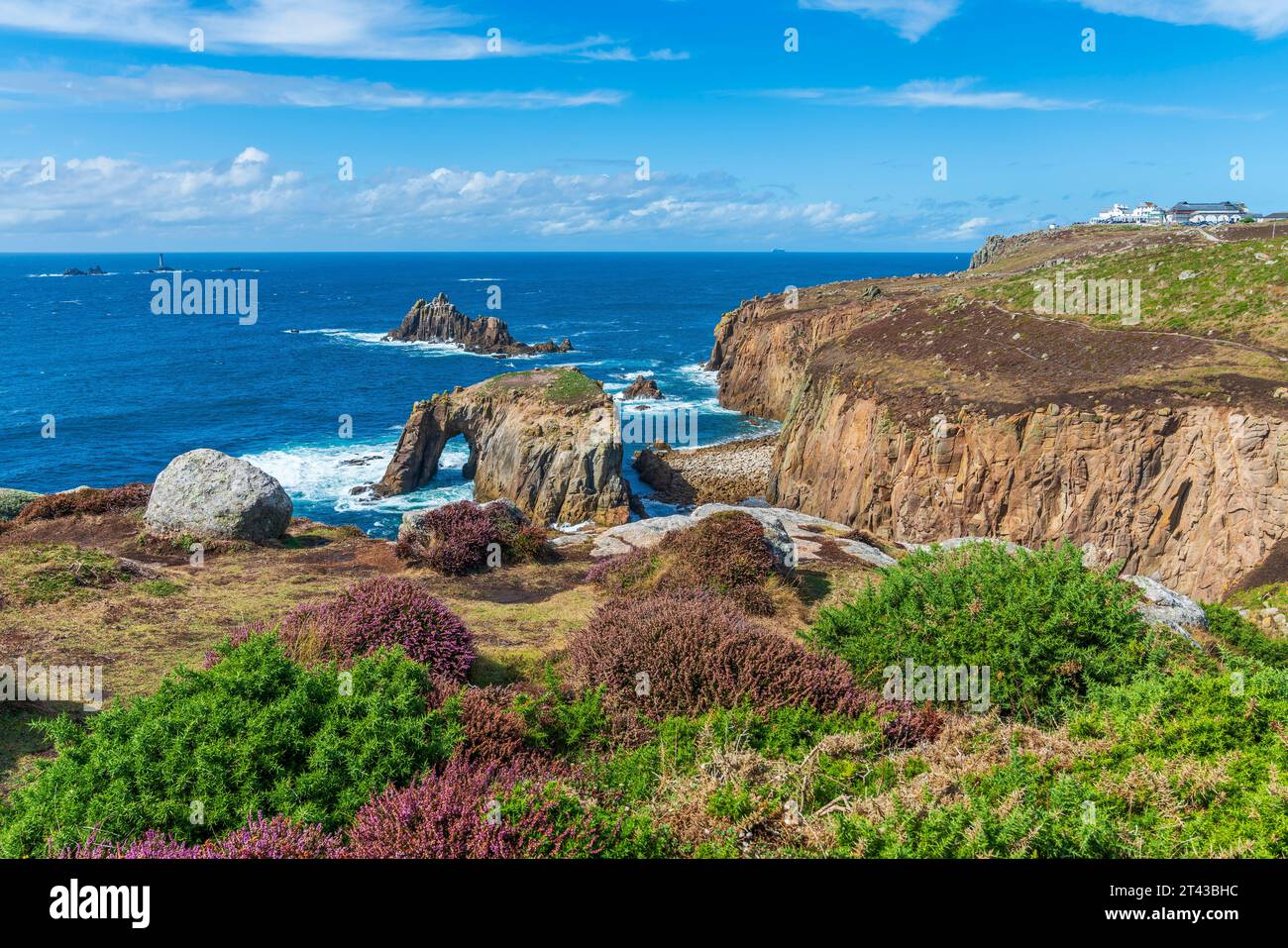 Enys Dodnan Arch, Land's End, Cornwall, England, Vereinigtes Königreich, Europa Stockfoto