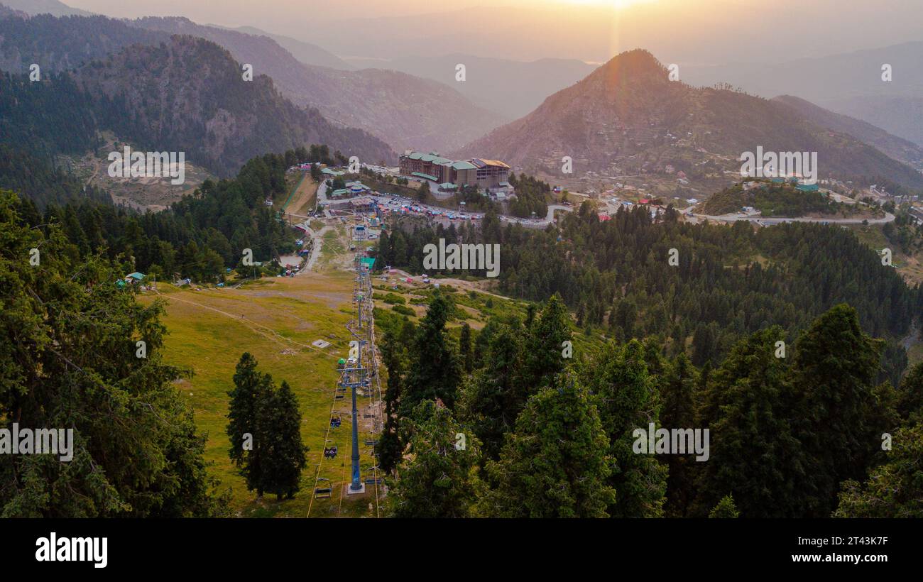 Malam Jabba ist ein beliebtes Touristenziel im SWAT-Tal Pakistans. Hier sind einige wichtige Punkte zu Malam Jabba. Stockfoto