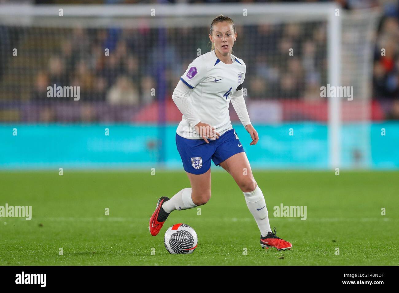 Leicester, Großbritannien. 27. Oktober 2023. Keira Walsh beim Spiel der UEFA Women's Nations League zwischen England und Belgien im King Power Stadium. Stockfoto