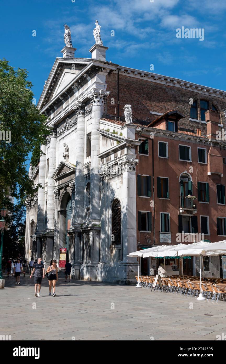 Die Kirche San Vidal befindet sich zwischen Camp S. Stefano, einem
