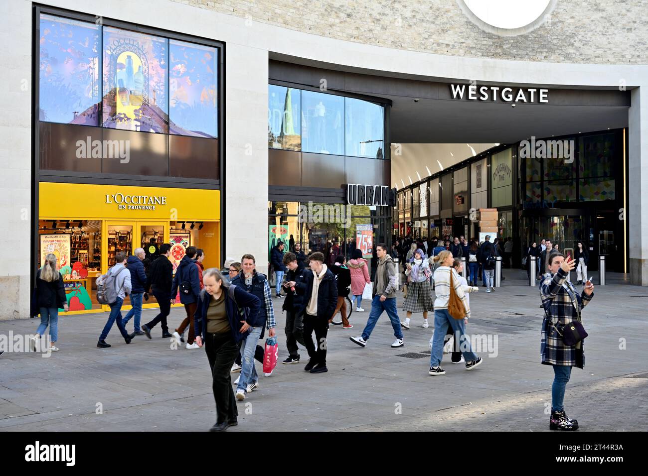 Außeneingang zum Westgate Einkaufszentrum, Oxford, Großbritannien Stockfoto