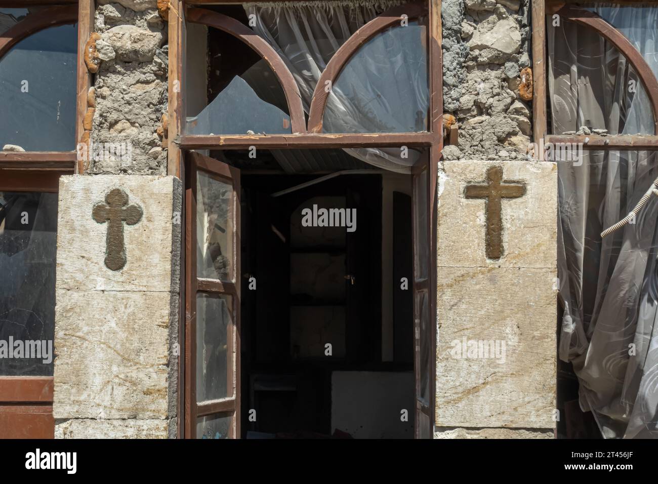 Historische Kirche in der Altstadt von Antakya, zerstört durch das Erdbeben von 2023 Stockfoto