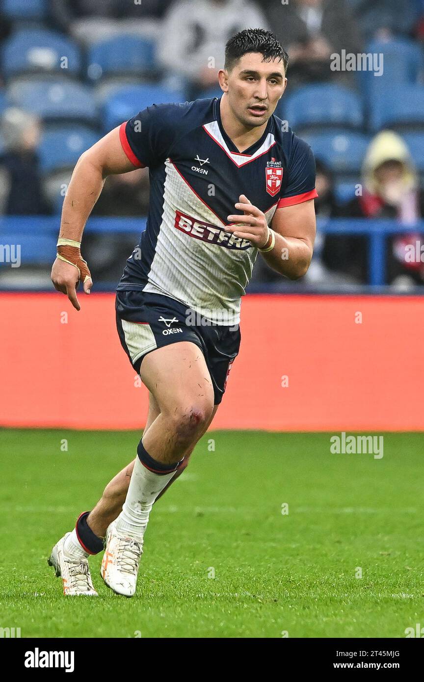 Victor Radley aus England während des Rugby League International Matches England gegen Tonga im John Smith's Stadium, Huddersfield, Großbritannien, 28. Oktober 2023 (Foto: Craig Thomas/News Images) in, am 28. Oktober 2023. (Foto: Craig Thomas/News Images/SIPA USA) Credit: SIPA USA/Alamy Live News Stockfoto