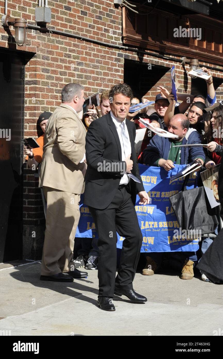 NEW YORK – 16. APRIL: Schauspieler Matthew Perry besucht die Late Show mit David Letterman am 16. April 2009 im Ed Sullivan Theater in New York City People: Matthew Perry Stockfoto